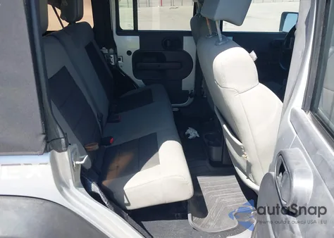 2010 Jeep Wrangler Unlimited Rubicon from USA, damaged, VIN 1J4HA6H11AL221245